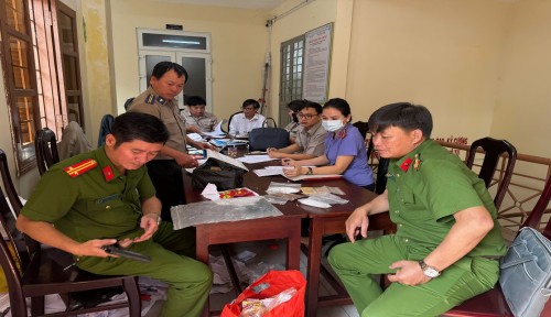 TIÊU HUỶ TANG VẬT, NHẬN TÀI SẢN SUNG CÔNG VÀ XÁC ĐỊNH GIÁ TÀI SẢN QUY TRỮ ĐẢM BẢO THI HÀNH ÁN TẠI KHO VẬT CHỨNG THI HÀNH ÁN DÂN SỰ THÀNH PHỐ ĐÀ NẴNG