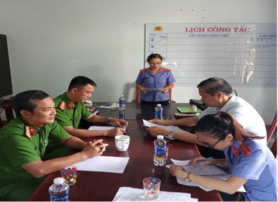 VKSND thành phố Tam Kỳ trực tiếp kiểm sát việc tạm giữ, tạm giam và thi hành án phạt tù tại Nhà tạm giữ Công an thành phố Tam Kỳ