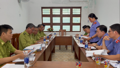 Liên ngành Hạt kiểm lâm Bắc Quảng Nam - Công an – Viện kiểm sát huyện Đại Lộc họp bàn biện pháp phối hợp phục hồi giải quyết nguồn tin 02 vụ Huỷ hoại rừng đang tạm đình chỉ