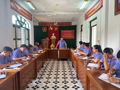 Lãnh đạo VKSND thành phố Đà Nẵng làm việc với VKSND Khu vực 8 – Đà Nẵng sau sáp nhập