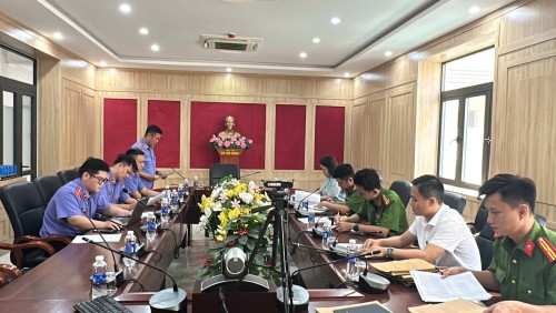 VKSND Khu vực 3 kiểm sát trực tiếp công tác thi hành hình sự  tại UBND phường Cẩm Lệ, thành phố Đà Nẵng