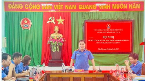 Viện kiểm sát nhân dân khu vực 10, thành phố Đà Nẵng tổ chức Hội nghị tập huấn ứng dụng công nghệ thông tin trong nghiệp vụ cho cán bộ, công chức của đơn vị