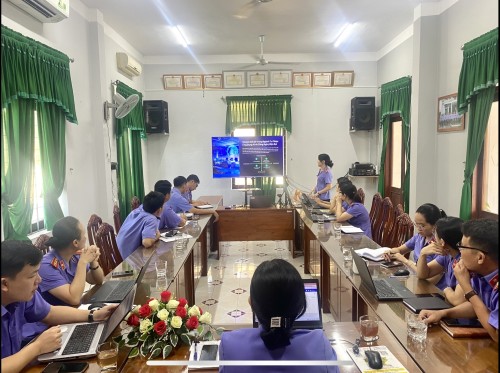 Viện kiểm sát nhân dân khu vực 11 tổ chức tập huấn sử dụng phòng họp không giấy và ứng dụng trí tuệ nhân tạo phục vụ công tác chuyên môn