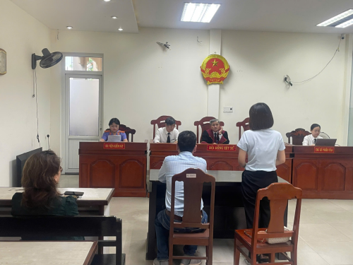 VKSND khu vực 3 - Đà Nẵng  phối hợp xét xử rút kinh nghiệm vụ án hôn nhân gia đình.