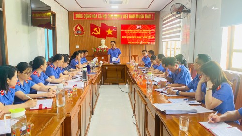 Ứng dụng công nghệ thông tin nâng cao chất lượng sinh hoạt định kỳ  và sinh hoạt chuyên đề tại Chi bộ Viện kiểm sát nhân dân Khu vực 6