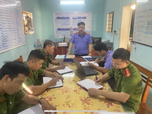 Trực tiếp kiểm sát tại Phân trại tạm giam Đại Lộc thuộc  Trại tạm giam số 2 -Công an thành phố Đà Nẵng