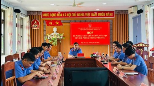 TỔ PCCC, PHÒNG CHỐNG THIÊN TAI, CỨU NẠN, CỨU HỘ VKSND KHU VỰC 10 SẴN SÀNG ỨNG PHÓ CƠN BÃO SỐ 12