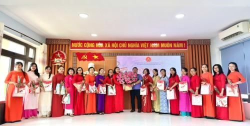 VKSND khu vực 10 – Đà Nẵng tổ chức gặp mặt kỷ niệm 95 năm Ngày Phụ nữ Việt Nam (20/10/1930 – 20/10/2025)