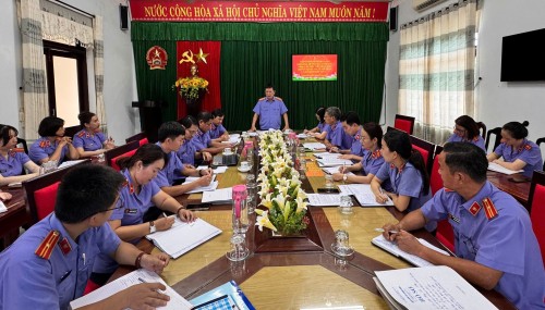 VKSND thành phố Đà Nẵng kiểm tra, hướng dẫn công tác kiểm sát  việc tiếp nhận, giải quyết nguồn tin về tội phạm tại VKSND khu vực 7