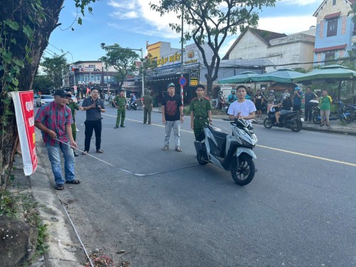 VKSND KHU VỰC 2 PHỐI HỢP CƠ QUAN CSĐT CÔNG AN TP.ĐÀ NẴNG TIẾN HÀNH THỰC NGHIỆM ĐIỀU TRA VỤ ÁN HÌNH SỰ VỀ TỘI “GÂY RỐI TRẬT TỰ CÔNG CỘNG”, “VI PHẠM QUY ĐỊNH VỀ THAM GIA GIAO THÔNG ĐƯỜNG BỘ” XẢY RA TRÊN ĐỊA BÀN PHƯỜNG SƠN TRÀ, TP.ĐÀ NẴNG