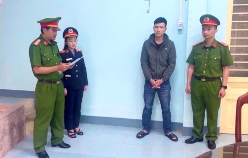 Viện kiểm sát nhân dân Khu vực 7 phê chuẩn Quyết định khởi tố bị can, Lệnh bắt bị can để tạm giam đối với đối tượng liên quan đường dây ma túy