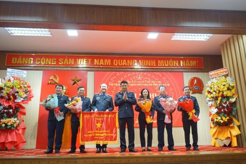 Viện kiểm sát nhân dân thành phố Đà Nẵng tổ chức thành công Hội nghị triển khai công tác năm 2026 và đón nhận danh hiệu Cờ thi đua của Chính phủ.