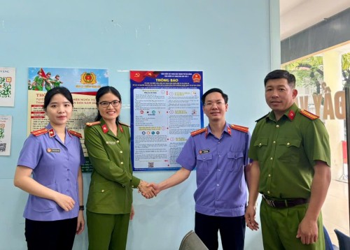 VKSND khu vực 3 – Đà Nẵng triển khai lắp đặt Bảng thông tin tuyên truyền Nghị quyết 205 về khởi kiện vụ án công ích tại 15 cơ quan liên ngành