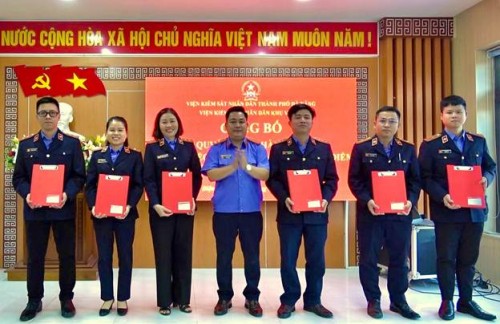 Viện KSND khu vực 10  - Đà Nẵng công bố Quyết định thành lập   Tổ giúp việc thực hiện thí điểm khởi kiện vụ án dân sự công ích