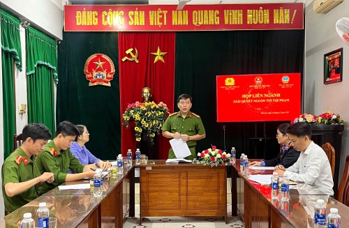 Viện kiểm sát nhân dân khu vực 11 phối hợp cùng Liên ngành tố tụng cùng ấp tổ chức họp liên ngành tháo gỡ vướng mắc trong giải quyết nguồn tin tội phạm