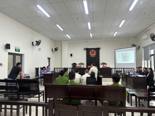 VKSND Khu vực 1 phối hợp tổ chức Phiên tòa rút kinh nghiệm, phiên tòa số hóa hồ sơ, trình chiếu chứng cứ