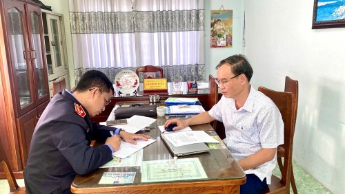 Viện kiểm sát nhân dân khu vực 10 – Đà Nẵng làm việc với Phòng Kinh tế, hạ tầng và đô thị phường Hội An Tây liên quan đến việc khởi kiện vụ án dân sự bảo vệ lợi ích công