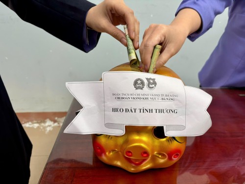 CHI ĐOÀN VKSND KHU VỰC 1 – ĐÀ NẴNG PHÁT ĐỘNG QUỸ “HEO ĐẤT TÌNH THƯƠNG”