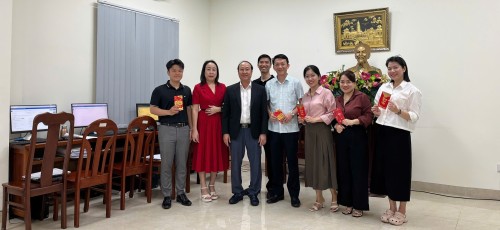 Viện trưởng VKSND thành phố Đà Nẵng đến thăm và động viên đơn vị VKSND Khu vực 2 – Đà Nẵng thực hiện “Chiến dịch thần tốc” về nhập dữ liệu nền tảng Quản lý án hình sự trong dịp Xuân Bính Ngọ 2026