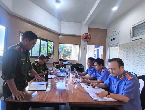 VKSND Khu vực 3 – Đà Nẵng kiểm sát việc đảm bảo quyền bầu cử tại Phân trại tạm giam Cẩm Lệ