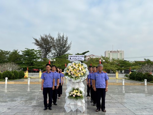 CHI ĐOÀN VIỆN KIỂM SÁT NHÂN DÂN KHU VỰC 6 - ĐÀ NẴNG: HÀNH TRÌNH VỀ “ĐỊA CHỈ ĐỎ” TẠI KHU DI TÍCH THẢM SÁT CHỢ ĐƯỢC