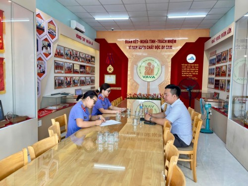 VIỆN KIỂM SÁT NHÂN DÂN KHU VỰC 4 XÁC MINH VIỆC ĐĂNG KÝ GIẤY...