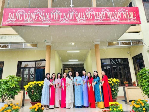 VKSND khu vực 11 tổ chức hoạt động hưởng ứng Ngày Quốc tế Phụ nữ 8/3