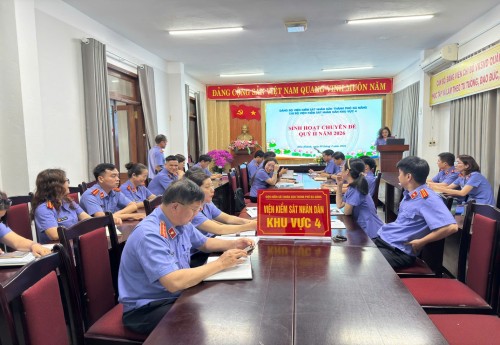 VIỆN KIỂM SÁT NHÂN DÂN KHU VỰC 4: TỔ CHỨC SINH HOẠT CHUYÊN ĐỀ VỀ THỰC TIỄN TRIỂN KHAI VÀ THỰC HIỆN NGHỊ QUYẾT 205/2025/QH15 CỦA QUỐC HỘ