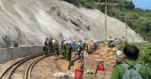 VKSND khu vực 4 kiểm sát khám nghiệm hiện trường tại khu vực Hải Vân