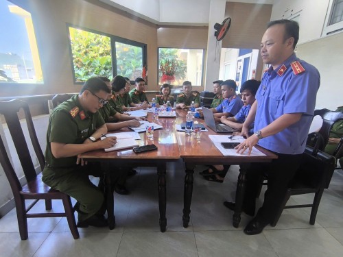 VKSND Khu vực 3 - Đà Nẵng tiến hành kiểm sát trực tiếp tại phân trại tạm giam Cẩm Lệ