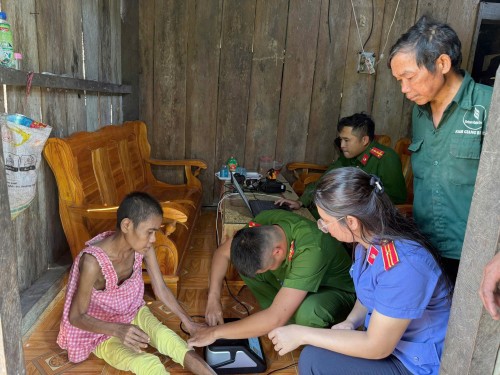 VIỆN KIỂM SÁT KHU VỰC 8 - ĐÀ NẴNG CHỦ ĐỘNG BẢO VỆ QUYỀN LỢI CỦA NGƯỜI YẾU THẾ THEO NGHỊ QUYẾT SỐ 205/2025/QH15