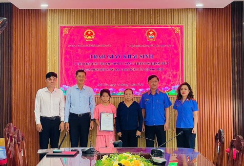 Pháp luật không chỉ là quy định, mà còn là sự chở che: Dấu ấn...