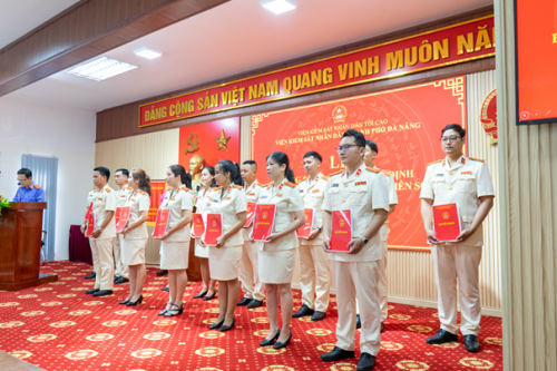 Viện kiểm sát nhân dân thành phố Đà Nẵng tổ chức Lễ công bố và trao quyết định bổ nhiệm chức danh Kiểm sát viên sơ cấp