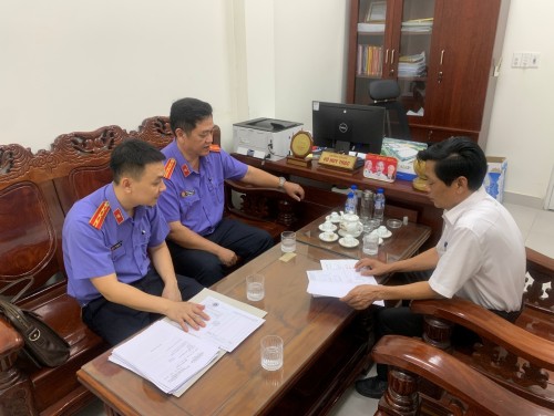 VKSND THÀNH PHỐ ĐÀ NẴNG TIẾN HÀNH XÁC MINH, THU THẬP TÀI LIỆU, CHỨNG CỨ VỤ VIỆC DÂN SỰ CÔNG ÍCH