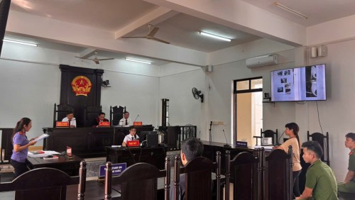 Viện kiểm sát nhân dân Khu vực 7 - Đà Nẵng đẩy mạnh chuyển đổi số trong hoạt động xét xử: Hiệu quả rõ nét từ phiên tòa trình chiếu chứng cứ