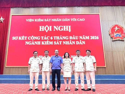 VKSND tối cao tổ chức Lễ trao tặng Huân chương Lao động, Chiến sĩ thi đua toàn quốc và chức danh Kiểm sát viên cao cấp