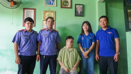 Chi đoàn VKSND khu vực 10 phối hợp xây dựng công trình thanh niên Chào mừng kỷ niệm 136 năm ngày sinh Chủ tịch Hồ Chí Minh