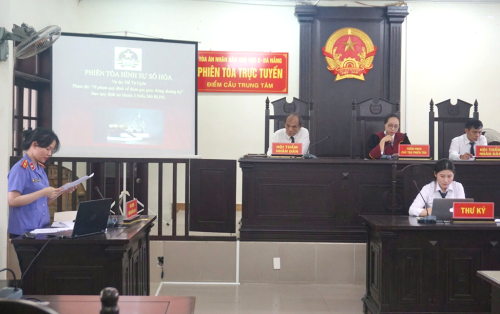 VKSND Khu vực 2 – Đà Nẵng phối hợp tổ chức phiên tòa rút kinh nghiệm, trình chiếu chứng cứ bằng hình ảnh và sơ đồ tư duy