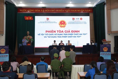 VKSND khu vực 1 và VKSND khu vực 3 – Đà Nẵng: Phối hợp tổ chức tuyên truyền pháp luật về ma túy thông qua mô hình phiên tòa giả định kết hợp tổ chức tuyên truyền Nghị quyết số 205/2025/QH15 cho sinh viên Đại học Đà Nẵng