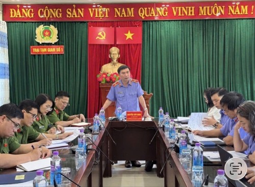 VKSND TP ĐÀ NẴNG TRỰC TIẾP KIỂM SÁT VIỆC TẠM GIỮ TẠM GIAM VÀ THI HÀNH ÁN PHẠT TÙ QUÝ III TẠI TRẠI TẠM GIAM SỐ 1 - CÔNG AN THÀNH PHỐ ĐÀ NẴNG