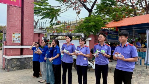 Chi đoàn VKSND khu vực 10 – Đà Nẵng tham gia chương trình     ...