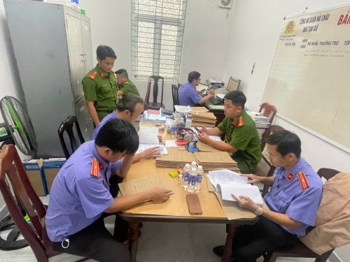 VKSND KHU VỰC 3 – ĐÀ NẴNG TRỰC TIẾP KIỂM SÁT VIỆC THI HÀNH TẠM GIỮ, TẠM GIAM TẠI PHÂN TRẠI TẠM GIAM CẨM LỆ THUỘC TRẠI TẠM GIAM SỐ 1, CÔNG AN THÀNH PHỐ ĐÀ NẴNG