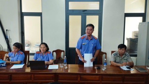 PHÒNG 11 VKSND THÀNH PHỐ ĐÀ NẴNG HỌP THÔNG QUA DỰ THẢO KẾT LUẬN TRỰC TIẾP KIỂM SÁT TẠI PHÒNG THI HÀNH ÁN DÂN SỰ KHU VỰC 10 – ĐÀ NẴNG