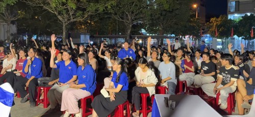 Đoàn thanh niên 2 cấp VKSND thành phố Đà Nẵng phối hợp tổ chức “Phiên tòa giả định” và tuyên truyền nội dung Nghị quyết 205 tại phường Sơn Trà