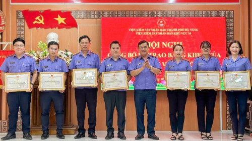 VKSND khu vực 10 tổ chức Hội nghị công bố, trao Bằng khen của Viện trưởng VKSND tối cao và Kỷ niệm chương “Vì sự nghiệp Kiểm sát”