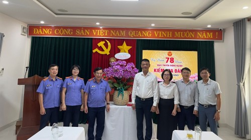 VKSND thành phố Đà Nẵng thăm và chúc mừng nhân kỷ niệm 78 năm Ngày truyền thống ngành Kiểm tra đảng