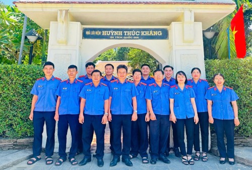 CHI BỘ VKSND KHU VỰC 5 – ĐÀ NẴNG TỔ CHỨC SINH HOẠT HÀNH TRÌNH VỀ ĐỊA CHỈ ĐỎ NHÂN KỶ NIỆM 150 NĂM NGÀY SINH CỤ HUỲNH THÚC KHÁNG (01/10/1876 - 01/10/2026)