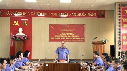 Viện trưởng Viện kiểm sát nhân dân thành phố Đà Nẵng thăm và làm việc tại Viện kiểm sát nhân dân Khu vực 9