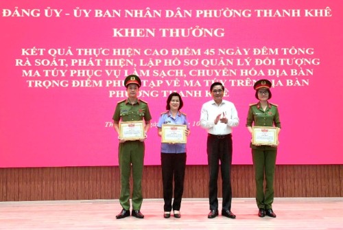 VKSND KHU VỰC 3 – ĐÀ NẴNG ĐƯỢC KHEN THƯỞNG VỚI THÀNH TÍCH TRONG ĐỢT CAO ĐIỂM PHÒNG, CHỐNG MA TÚY