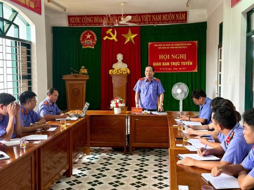 VKSND thành phố Đà Nẵng làm việc với VKSND Khu vực 8 triển khai công tác chuẩn bị khởi kiện vụ án dân sự công ích